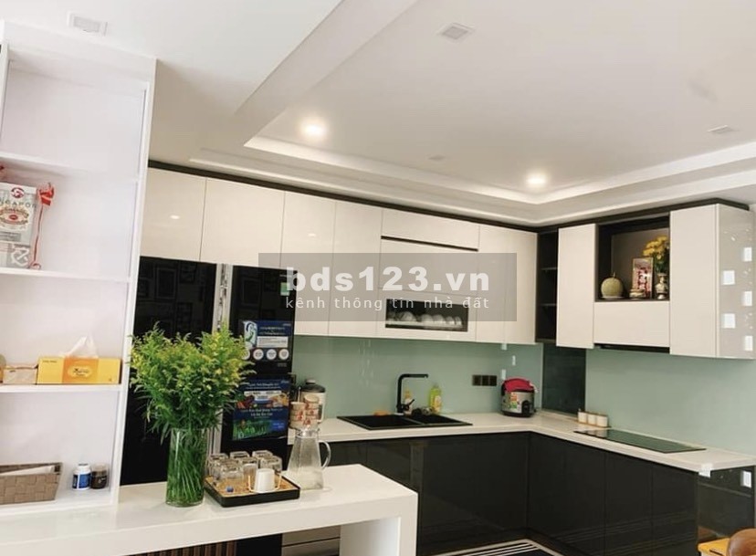 Nhà 3 tầng cực đẹp Nguyễn Công Trứ thông Trần Hưng Đạo, 53m2, ngang 6m chỉ nhỉnh 4 tỷ