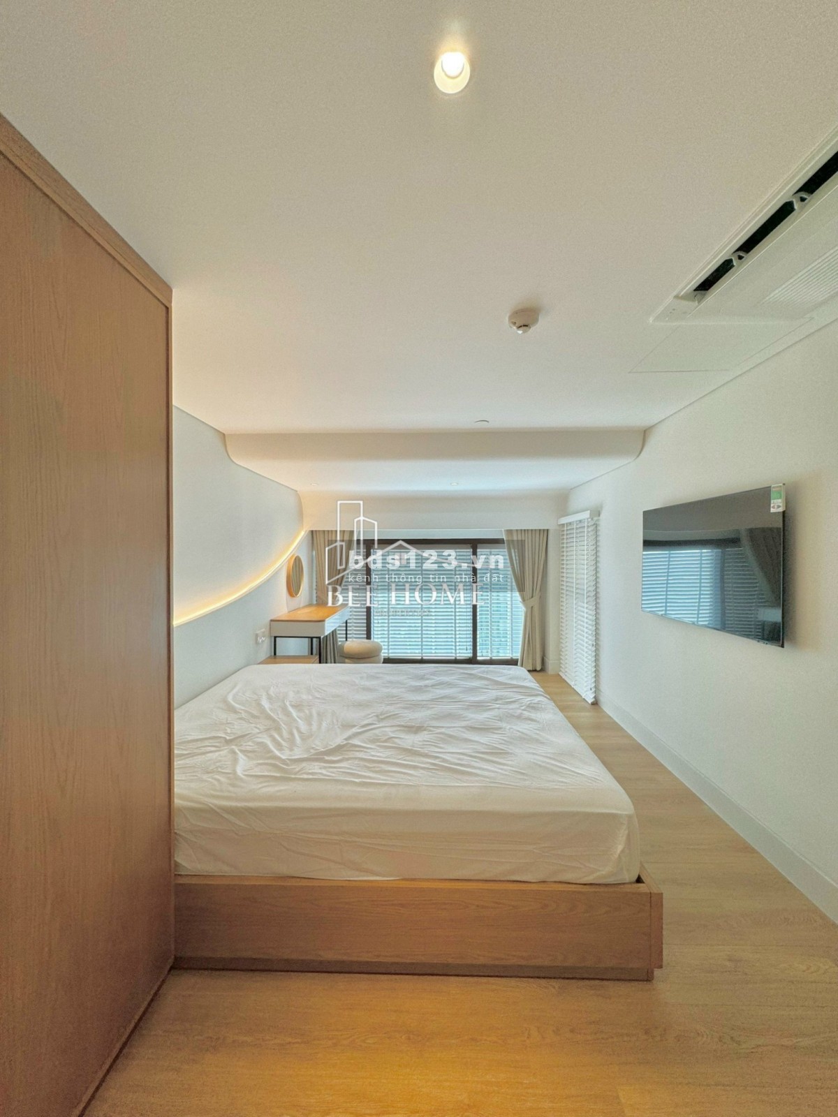 Penthouse căn 3PN, 160m2 ở The Metropole Thủ Thiêm, nội thất cao cấp, chỉ 72 triệu