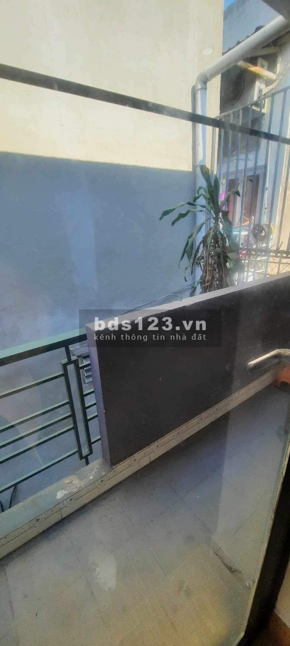 Chủ cần bán gấp, diện tích 44M2 - 100TR/M2 - Cực hiếm