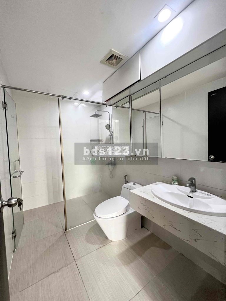 Căn hộ Era Town Q7 3pn ntdd 12,5tr/th, lh Lan 0931870369