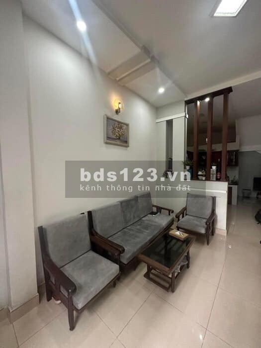 Xe hơi ngủ trong nhà - 39M2 - 3 tầng - Vị trí cực đẹp. Chỉ 6 tỷ thương lượng