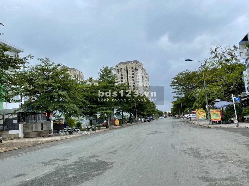 Bán nền biệt thự 7x25m đường 30m giá 23.6 tỷ KDC Gia Hòa, Phước Long B. LH 0935531351