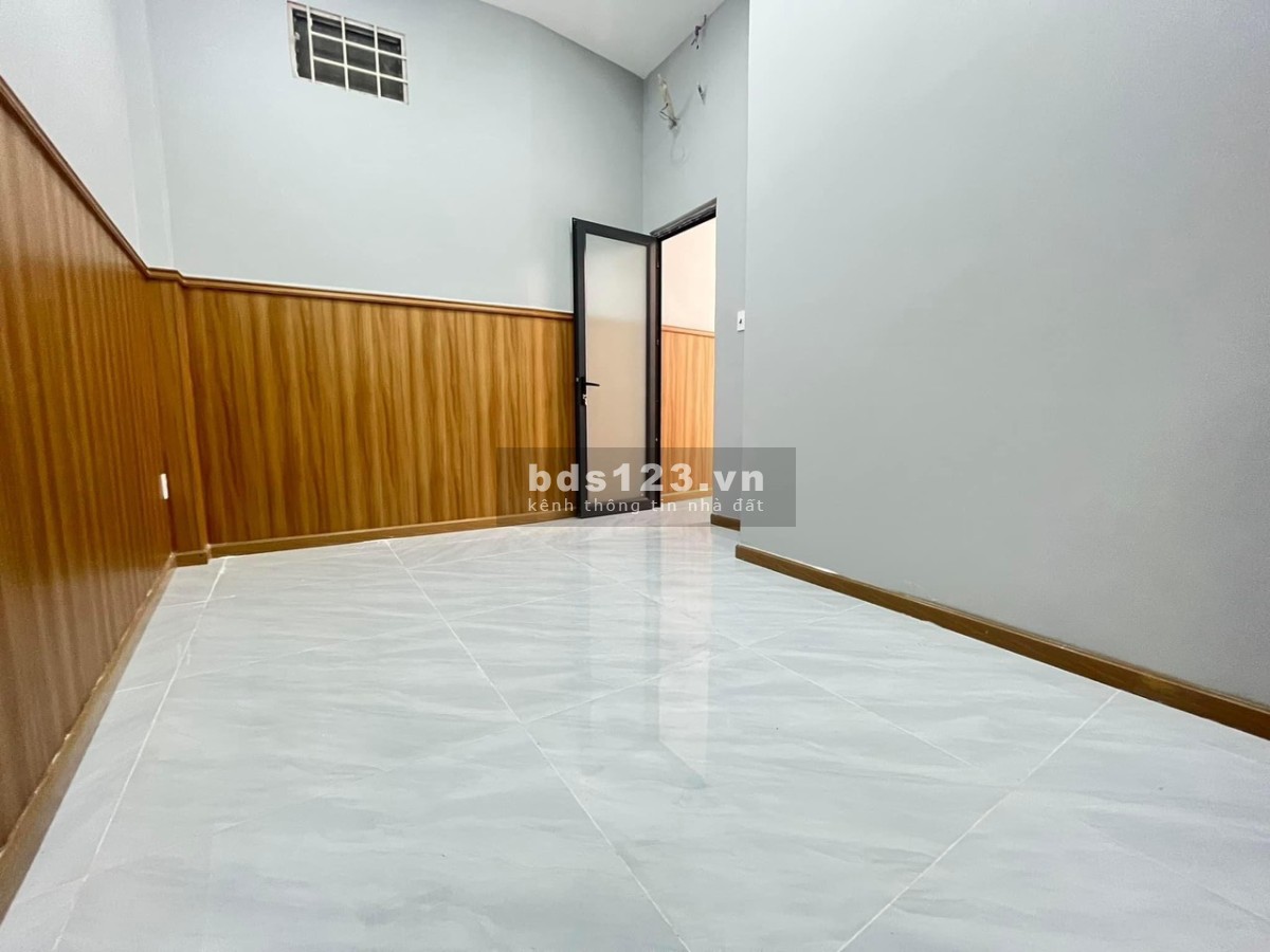 Chính chủ cần bán gấp nhà quận Bình Thạnh gần chợ Bà Chiểu, giá chỉ 4 tỷ, gọi ngay 0904369793 để xem