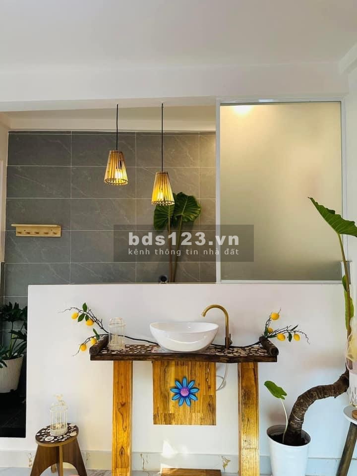 Chính chủ cần bán gấp nhà gần sân bay, 30m². Giá chỉ 3,1 tỷ. Ở phường 3 Gò Vấp. Gọi ngay 0904369793