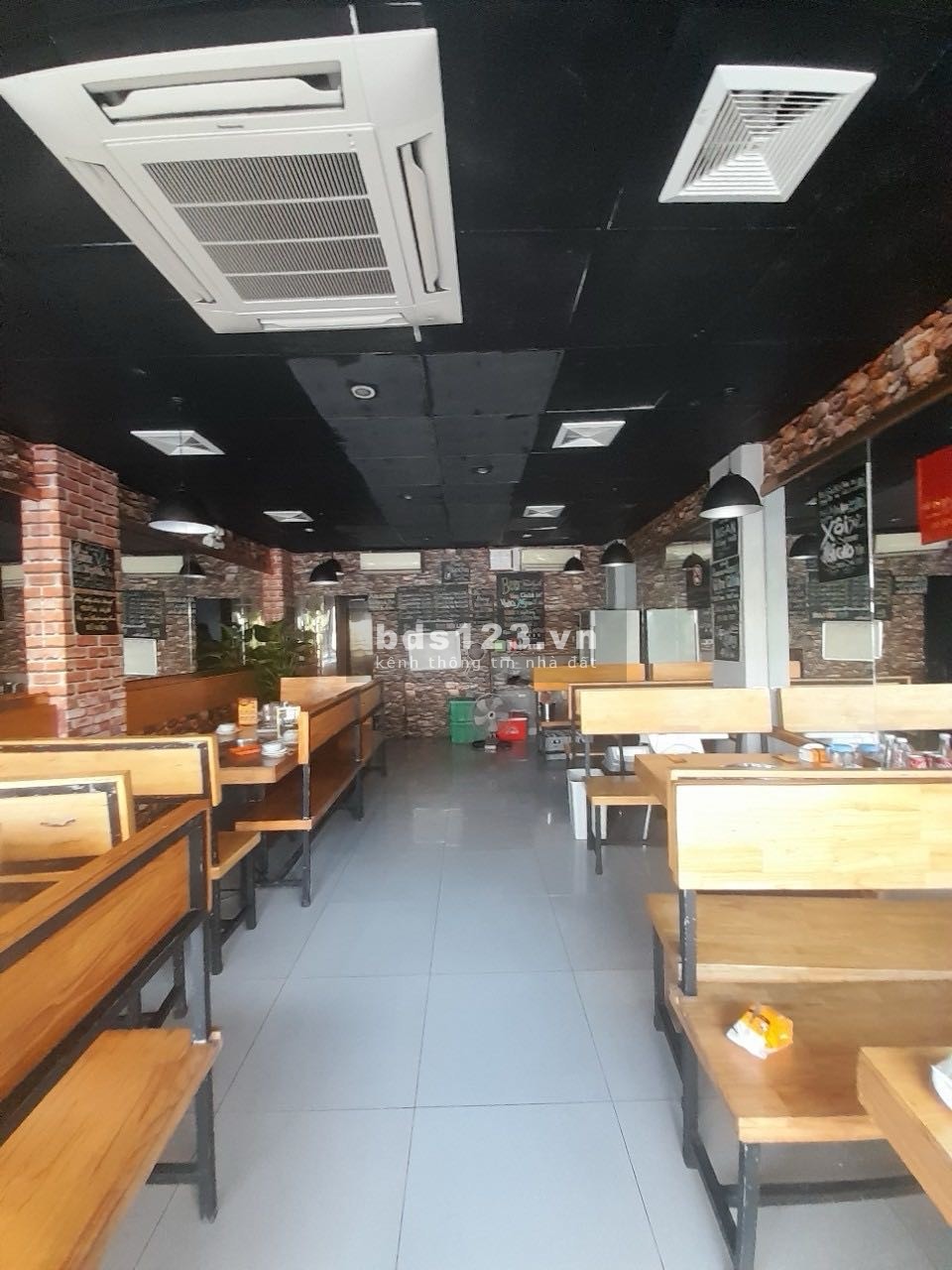 Bán nhà phố Nguyễn Chí Thanh mặt phố, gần hồ, thang máy, MT rộng, kinh doanh, 60M2x5T, nhỉnh 9 tỷ