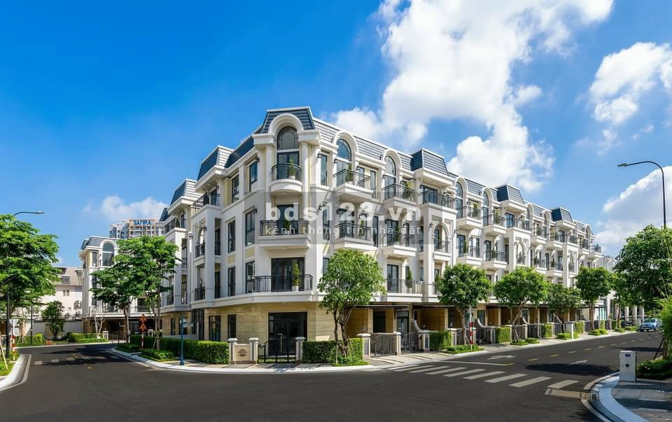 Bán nhà phố đẹp khu compound Khang Điền: 1 trệt 3 lầu, 6PN, 5WC, XD 280m2 giá 18 tỷ