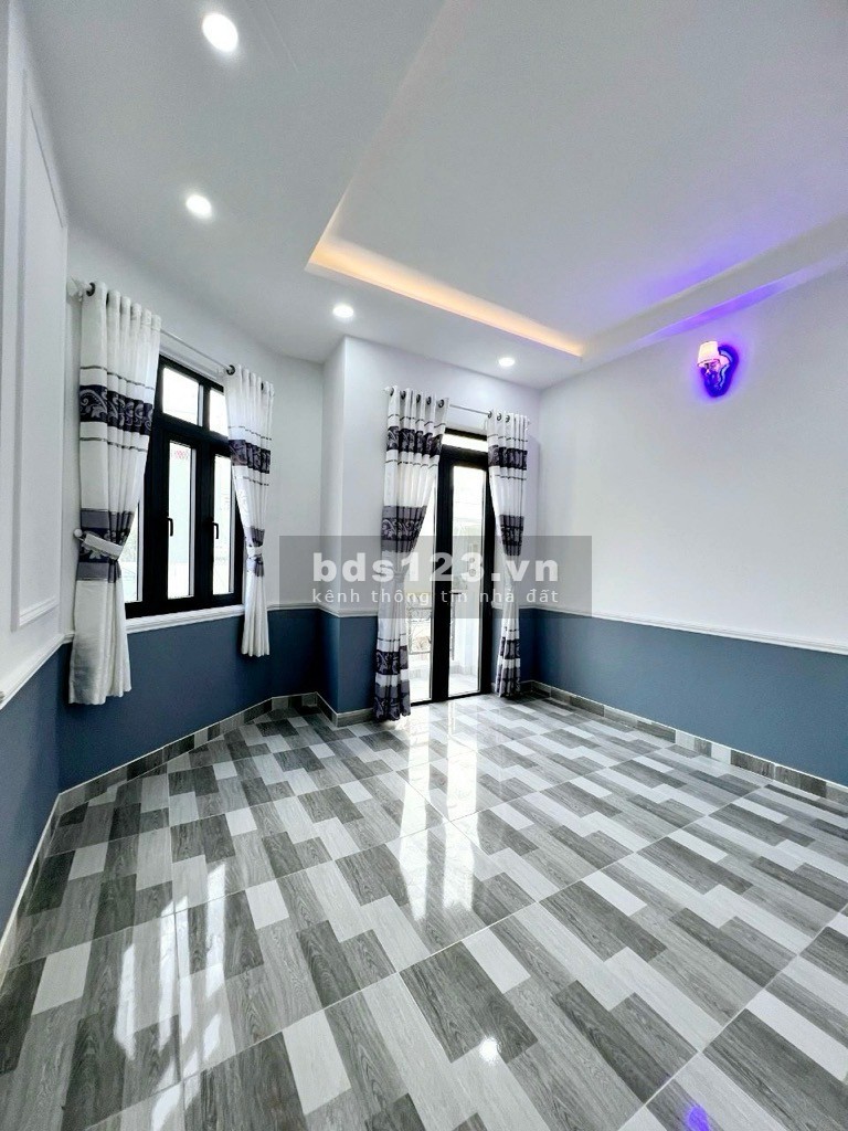 Nhà 4 lầu 108m2 hẻm ô tô (8x14) sát MT Hương lộ 2. Sổ hồng riêng, giá chỉ nhỉnh 6 tỏi