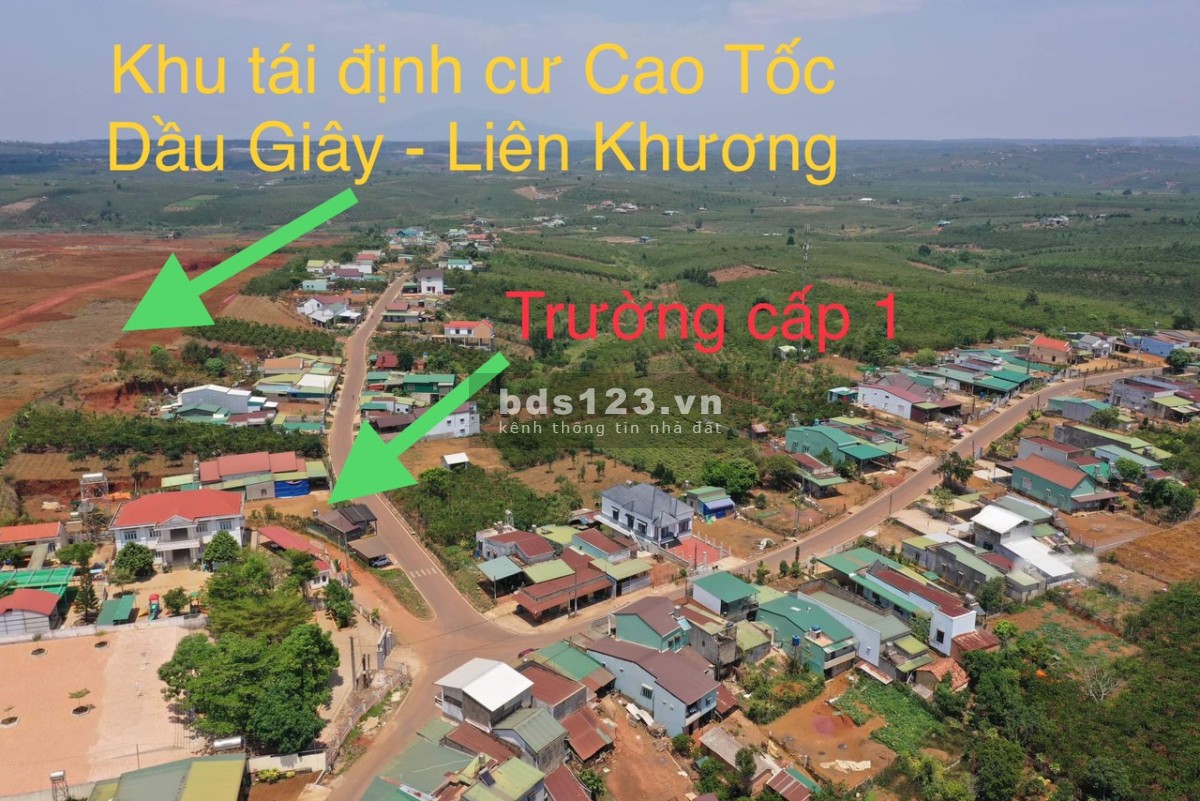 Bán 30 nền đất nền nghỉ dưỡng, sổ hồng sẵn, giá chỉ 3,5 triệu/m2, đầy đủ tiện ích