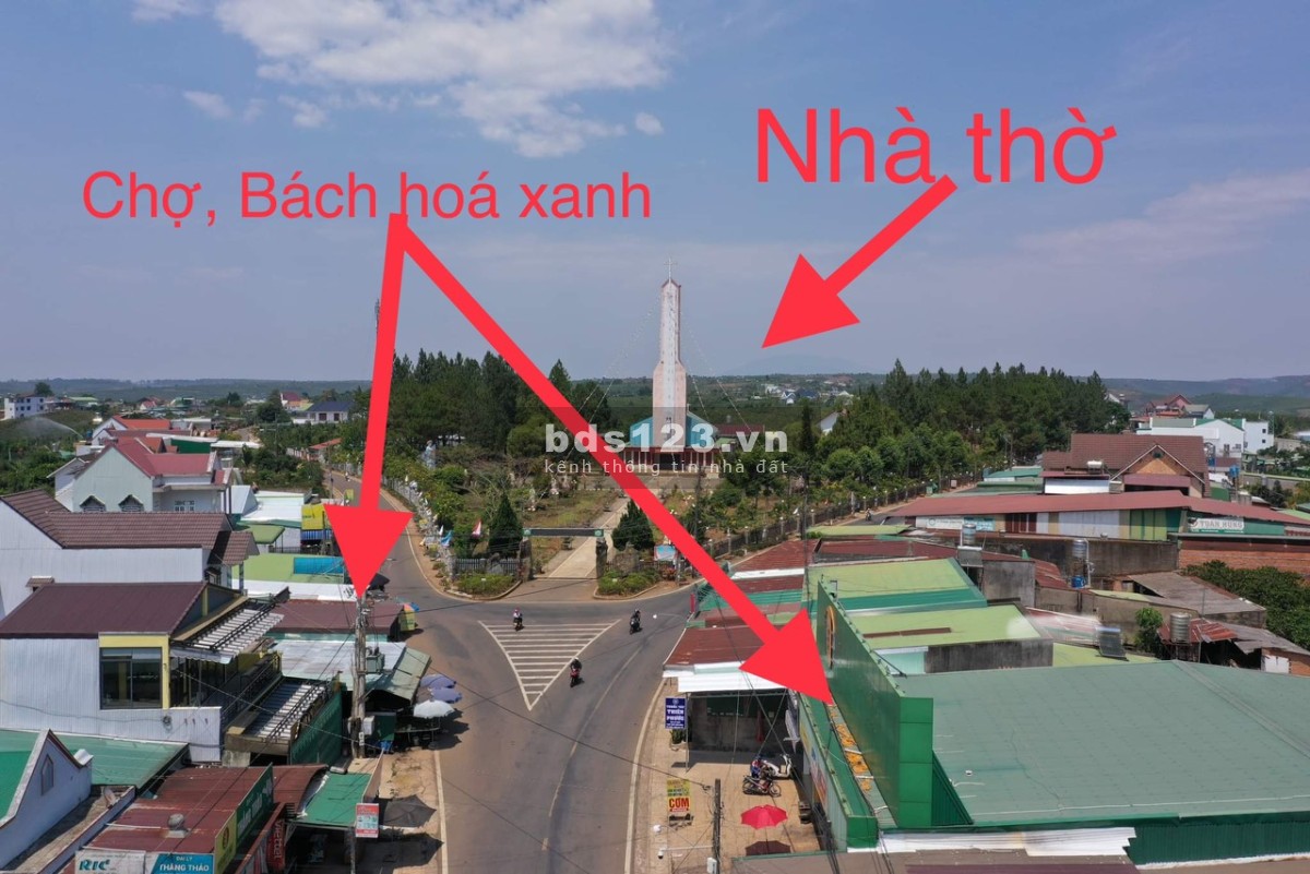 Bán 30 nền đất nền nghỉ dưỡng, sổ hồng sẵn, giá chỉ 3,5 triệu/m2, đầy đủ tiện ích