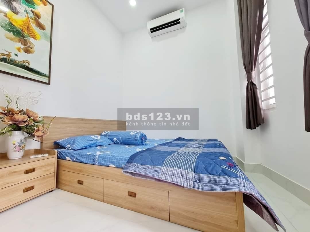 Chính chủ cần bán nhà ngay Emart Phan Huy Ích, phường 14 Gò Vấp giá 4 tỷ TL