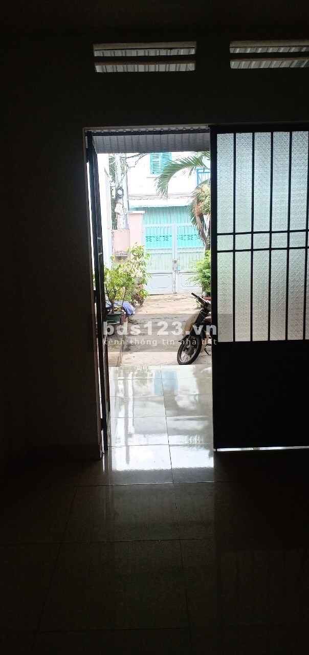 Cho thuê nhà trọ hẻm Hà Huy Giáp gần UB Thạnh Lộc Quận 12