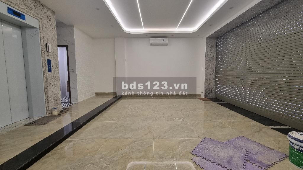 Bán nhà phố Huỳnh Thúc Kháng, Phân lô, gara, thang máy, MT rộng, 60M2x7T, nhỉnh 19 tỷ