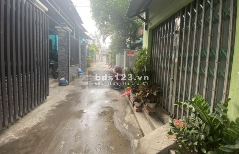 Chính chủ cần bán dãy phòng trọ 2129 đường Huỳnh Tấn Phát, TT Nhà Bè, 4 phòng thu nhập 7 triệu