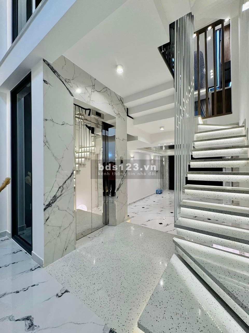 Kẹt tiền bán gấp nhà ở đường Thống Nhất phường 16 Gò Vấp, gần công viên Làng hoa giá 3tỷ9 DT 68m2