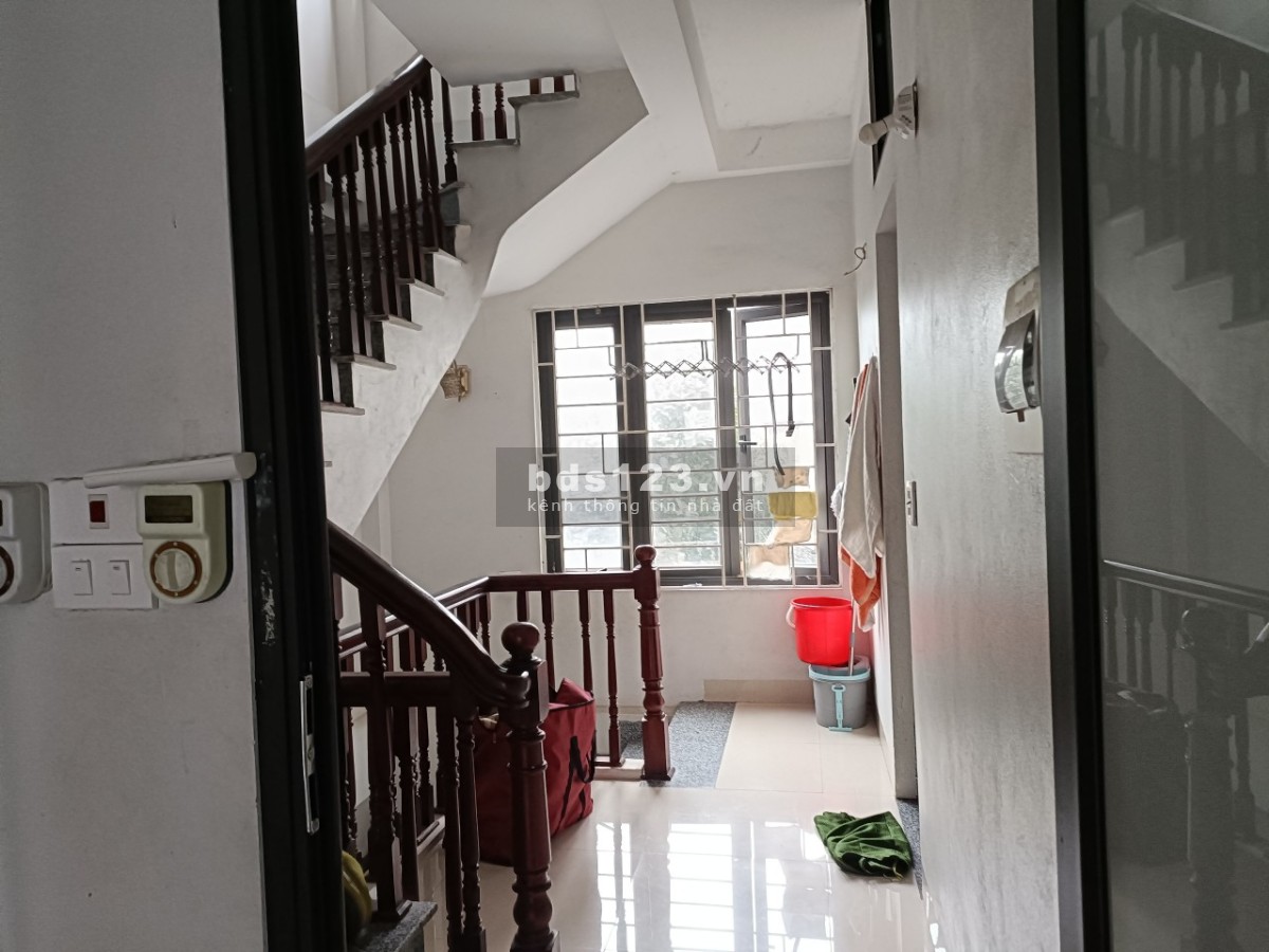 Nhà đẹp dân xây, 3 tầng, ở Lạc Thị - Ngọc Hồi, 55m, 3.35tỷ