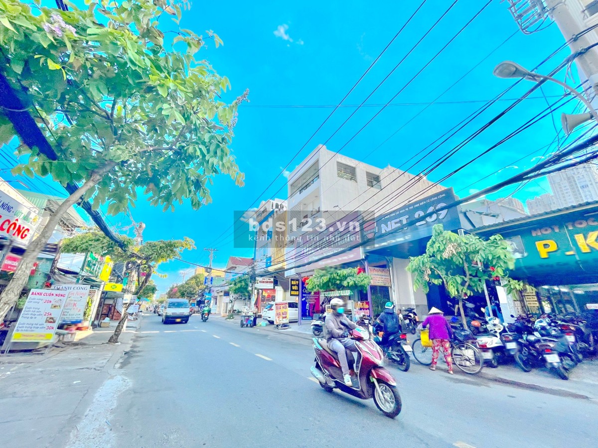 Bán gấp CHDV mặt tiền 388 Lê Văn Lương Q7 full 50 phòng giá 49 tỷ