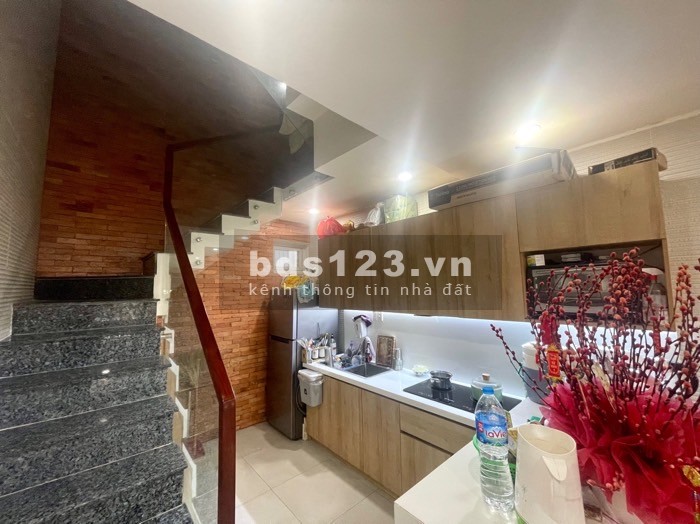Bán nhà quận 1 - Nguyễn Văn Cừ - 3.2X11M - 5 tầng - Gía nhỉnh 7x tỷ