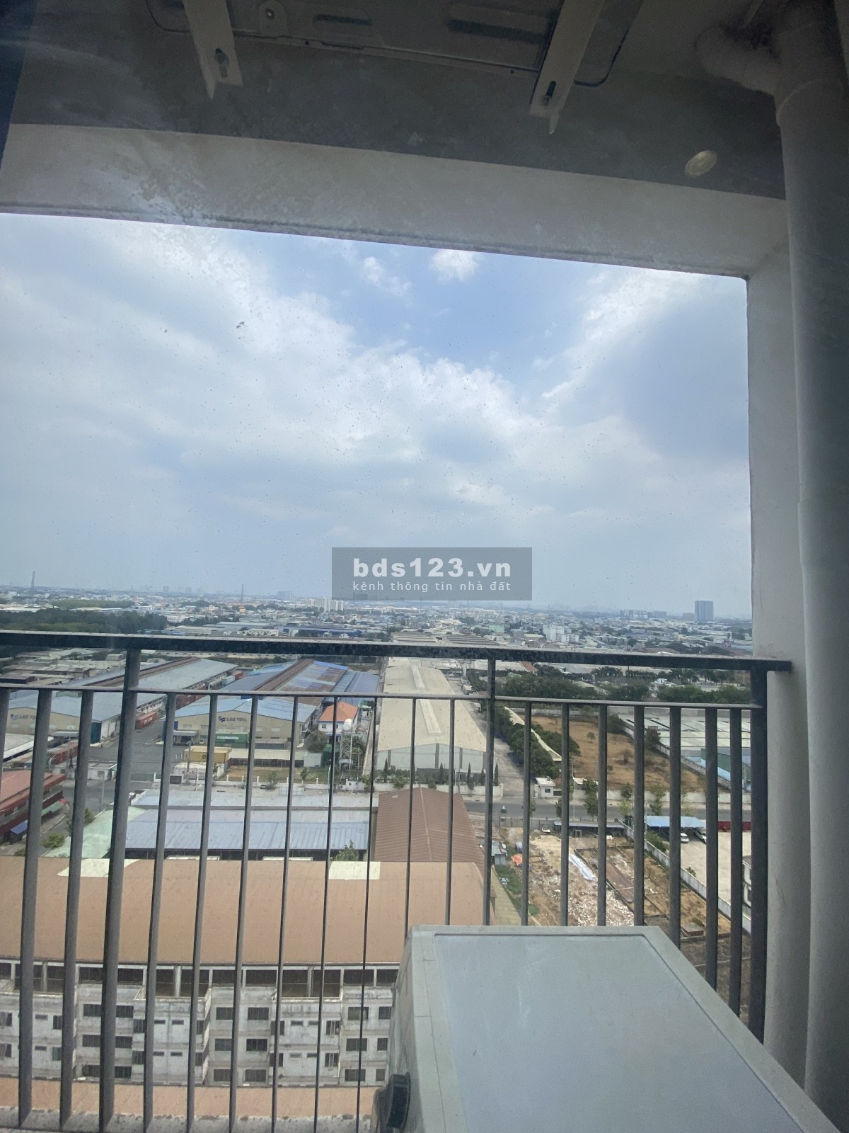 Bán chung cư Legacy Prime Thuận An, Bình Dương, 2PN view Landmark