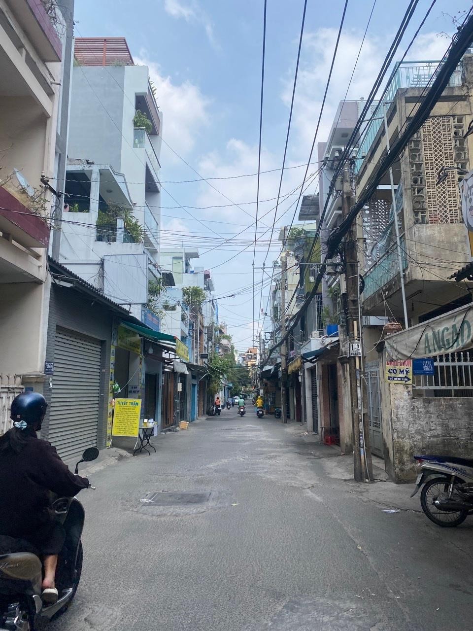 ***Bán nhà phường 7 quận Tân Bình, gần trục Cách Mạng Tháng 8, 60m2