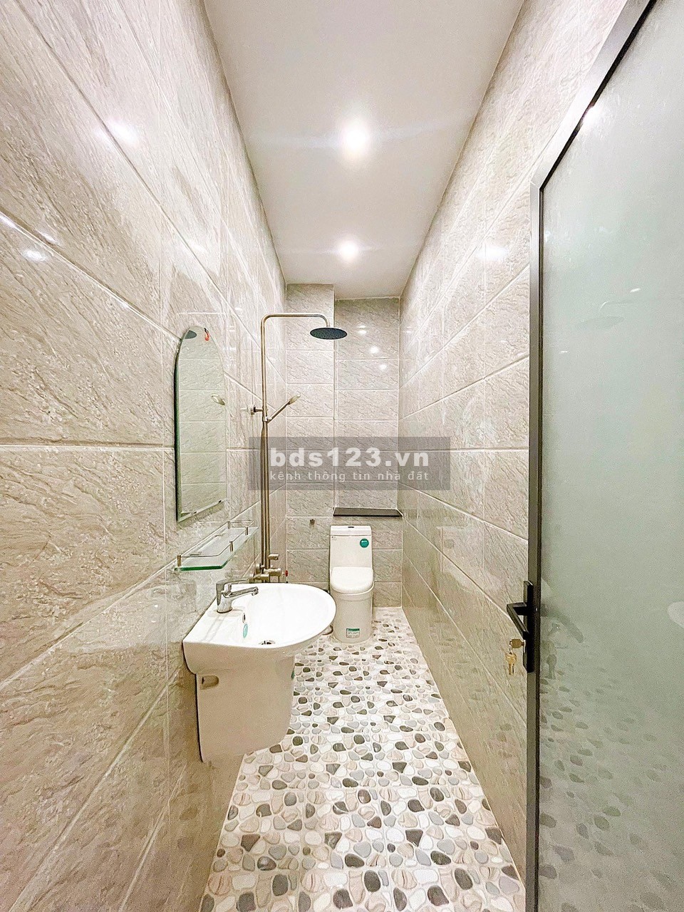 Bán nhà 2tỷ2 trệt lầu hẻm 7 Trần Vĩnh Kiết, P.An Bình, Q.Ninh Kiều, TP.Cần Thơ
