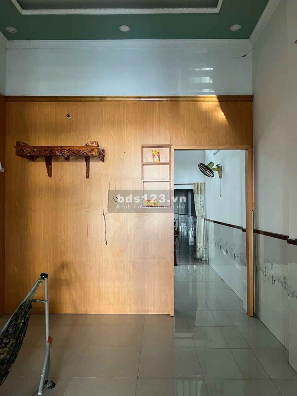 Bán nhà mặt tiền ngay chợ Trịnh Thị Đôi, quận 12