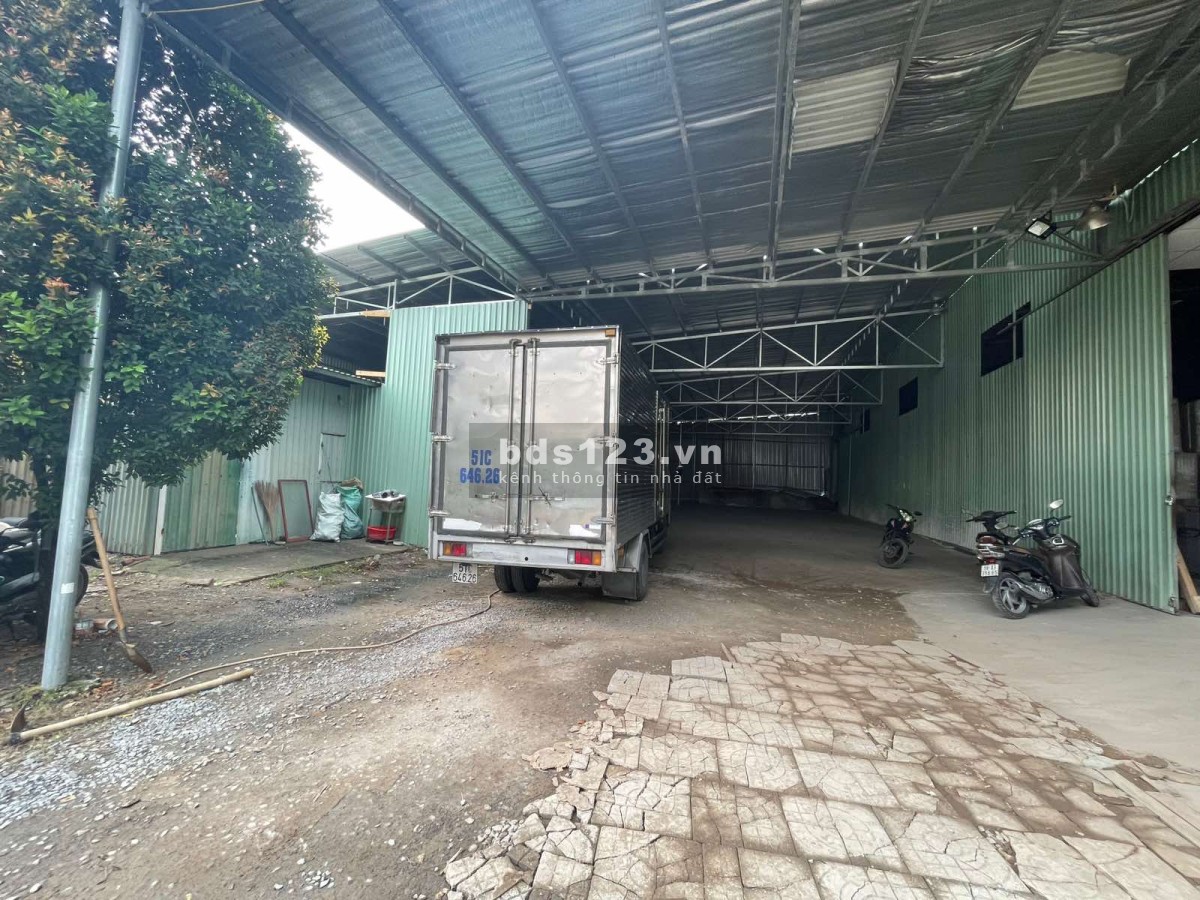 Cho thuê kho diện tích 500m2 - 1000m2 Phạm Văn Đồng, phường Linh Đông, Quận Thủ Đức.