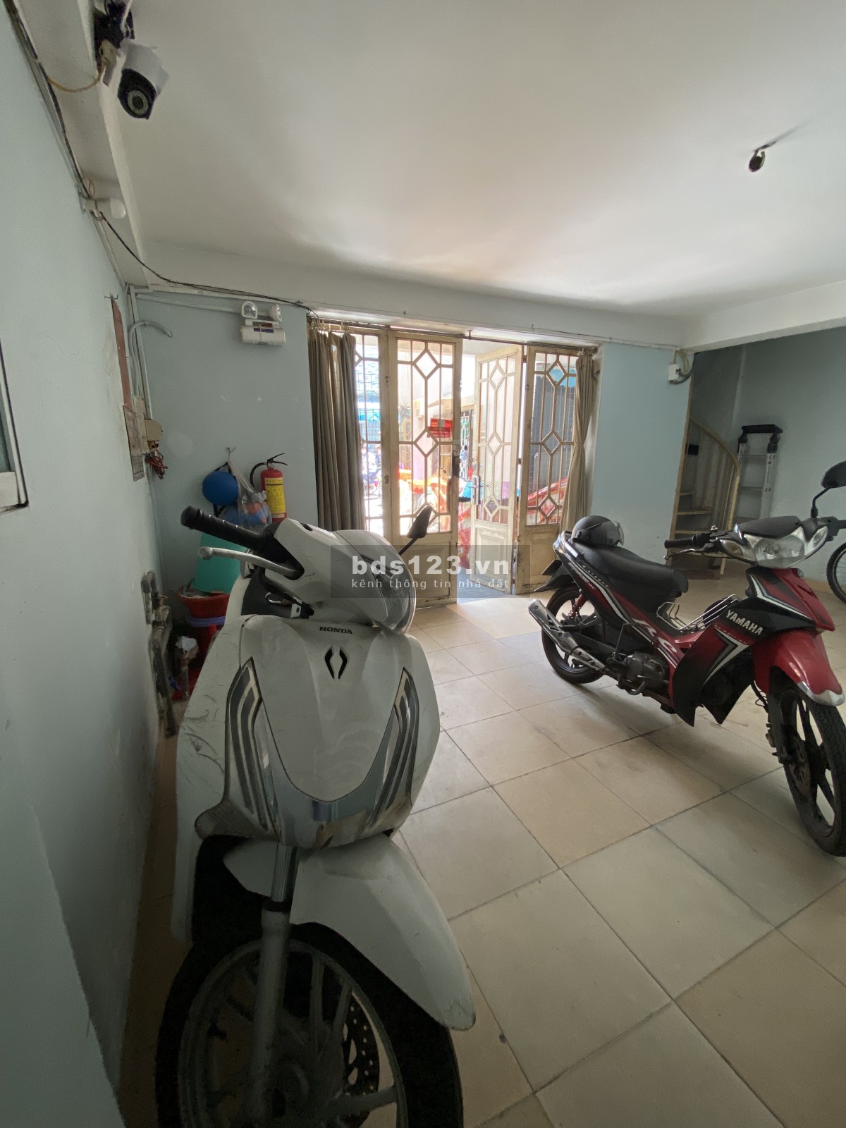 CHÍNH CHỦ GIẢM SÂU THÊM 200 triệu. bán nhà hẻm 27. Điện Biên, giáp ranh quận1. DT: 56m2. DTSD:112m2.