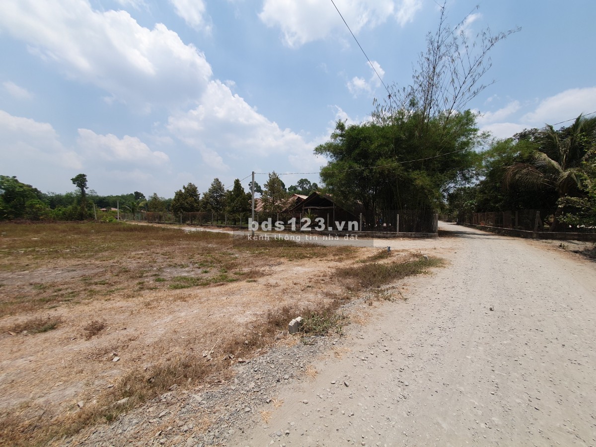 Chính chủ bán gấp đất full thổ cư Trảng Bàng - Tây Ninh