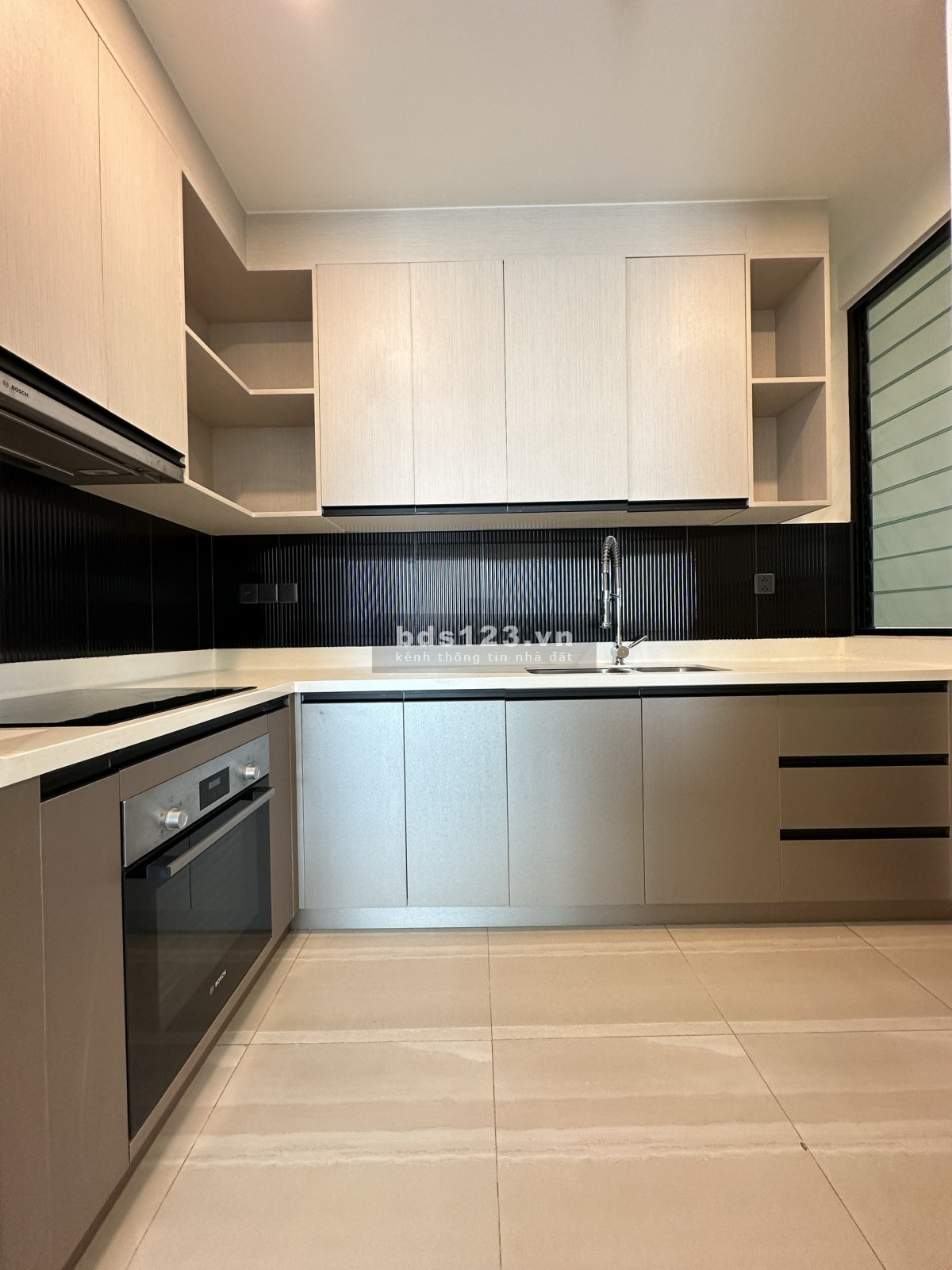 Nội thất cơ bản 92m2, 2PN, ở D'Edge Thảo Điền, 25 triệu/ tháng