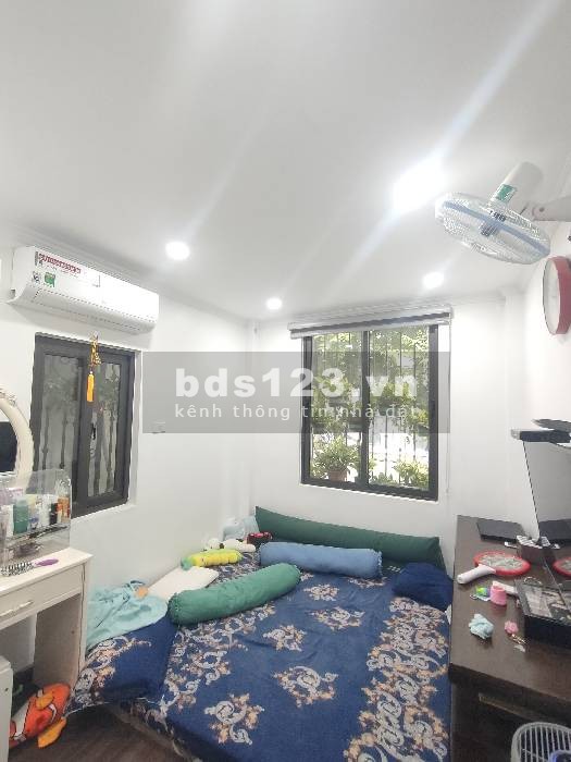 Nhà đẹp như tranh vẽ - Nguyễn Văn Cừ 40m2 - 5 tầng - Giá chỉ 5 tỷ