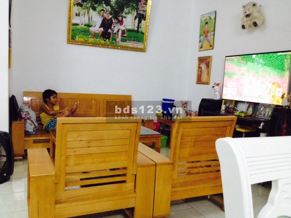 Bán căn hộ 135m2 có sân vườn riêng tuyệt đẹp C/C Thới An Q12