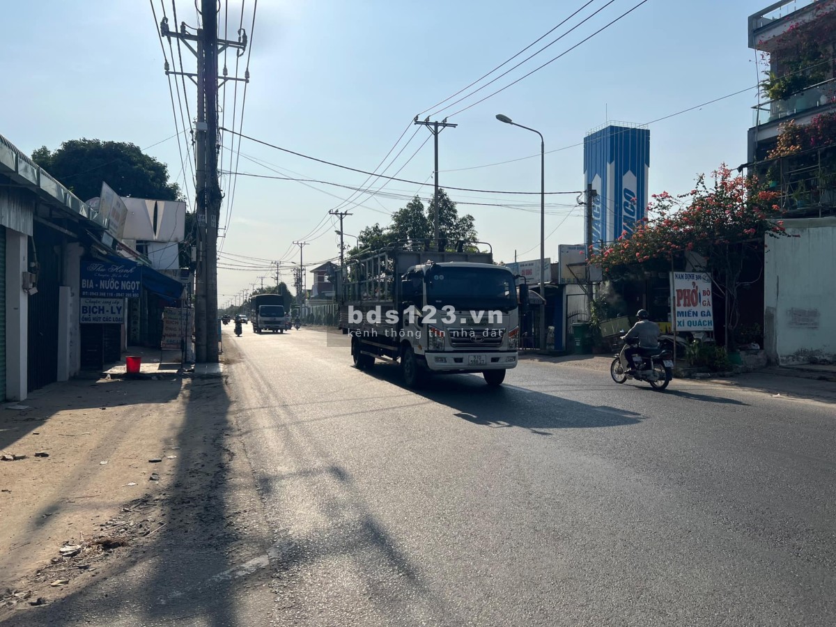 Bán 177.8m2 (6.10 X 29.23) có thổ 1/ đường Nguyễn Kim Cương Tân Thạnh Đông Củ Chi giá 1 tỷ 6