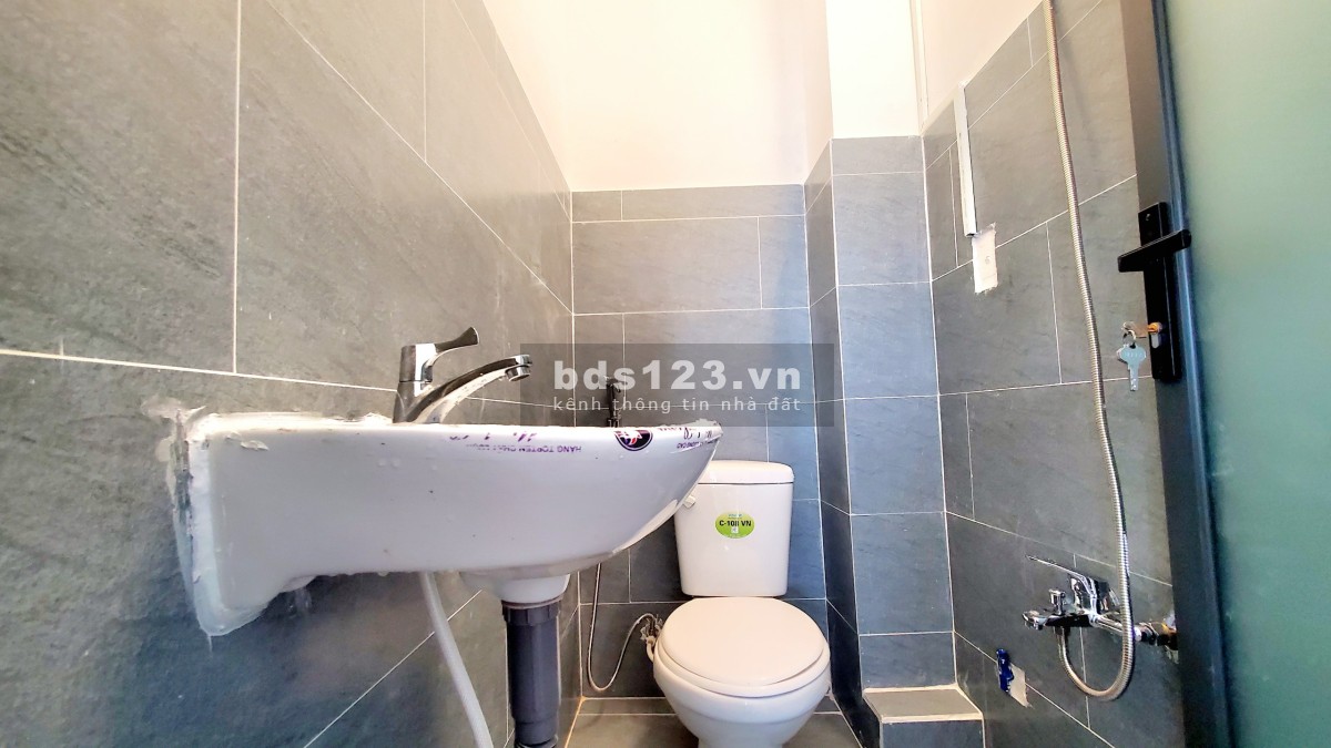 Cho thuê căn 2ph ngủ + Bếp Riêng, Ngay khu Biệt thự Bình Lợi