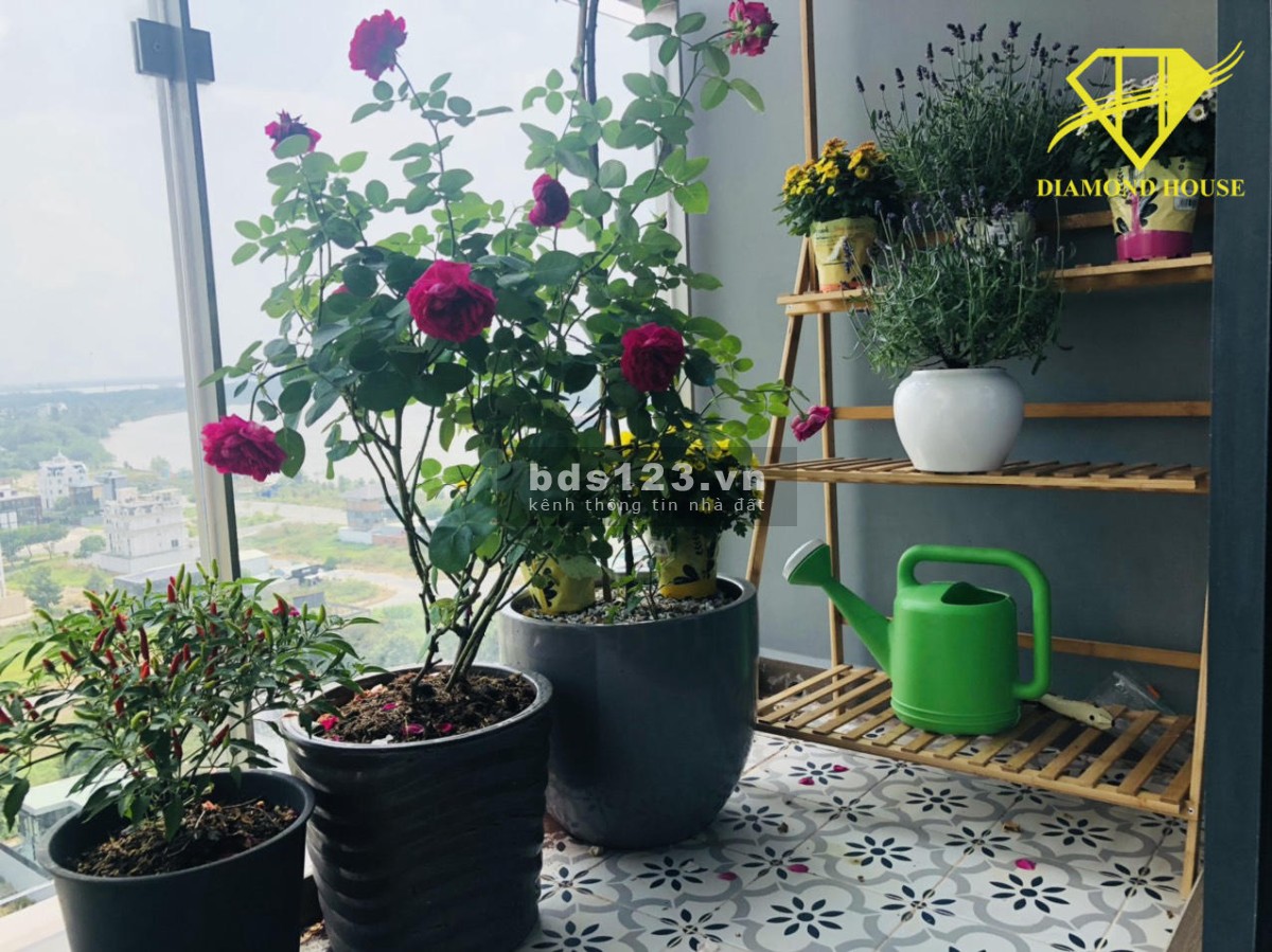 Ms. Hiền - 0334 237 251- One Verandah bán 2PN view sông hướng Đông nám thoáng mát giá chỉ 6,4 tỷ