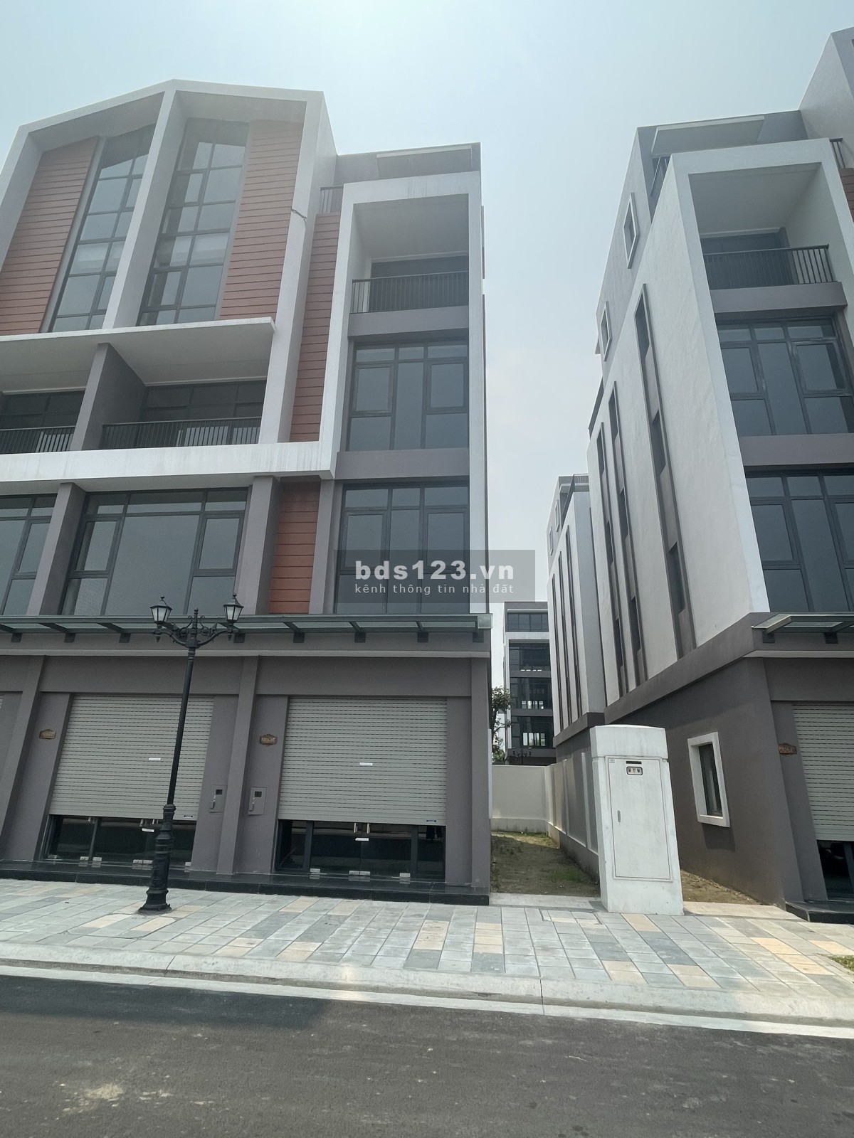 Hàng Hot còn sót lại Shophouse Đối Diện Chung Cư PB16
