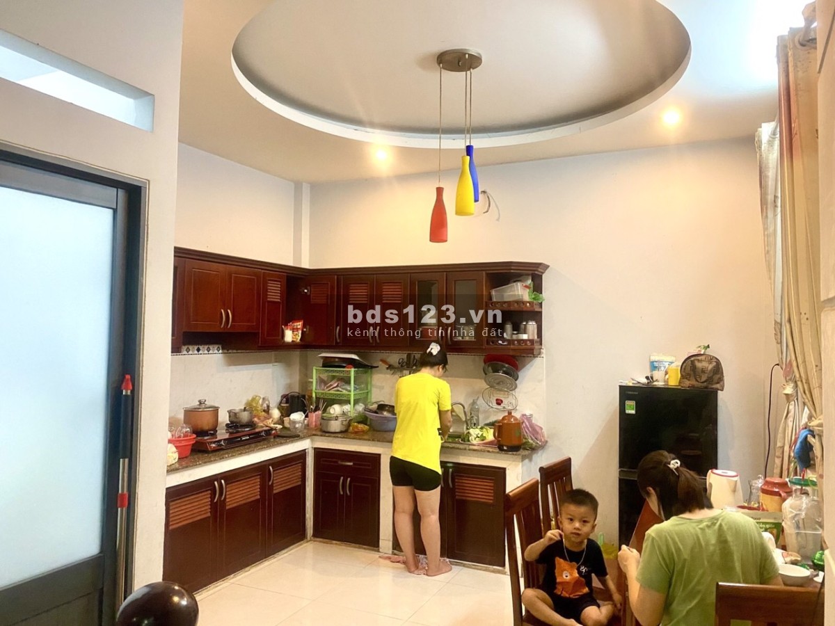 Bán nhà SHR công chứng ngay giá chỉ 2.75 tỷ
