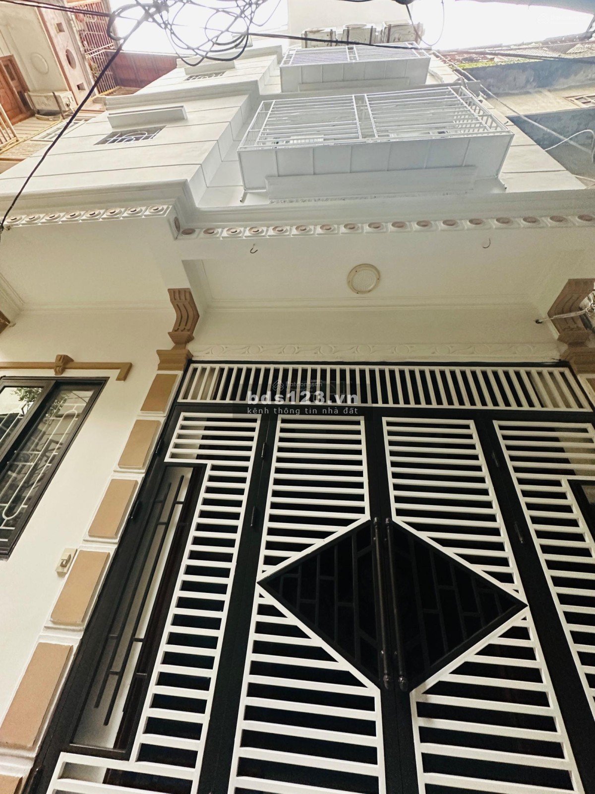 Nhà đẹp Nguyễn Phong Sắc, Cầu Giấy, lô góc 44m2×4T, mặt tiền 4,5M