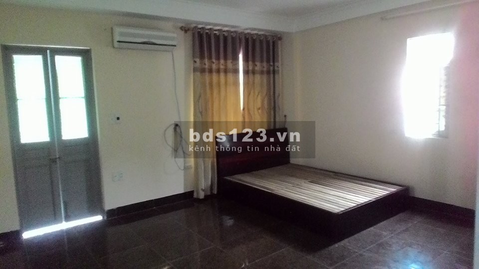 CCMN 35m2 tại ngõ 39 Đại Đồng - riêng biệt thoáng sạch có ban công