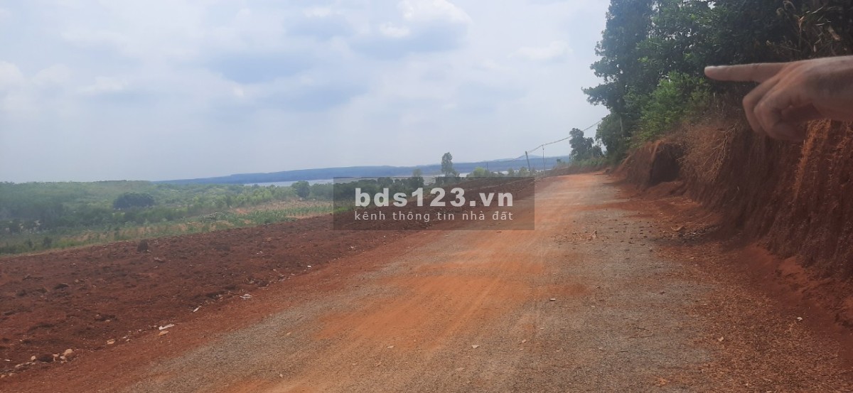 Bán đất Phú Riềng Bình Phước view hồ sok giá chỉ 390 triệu/ nền