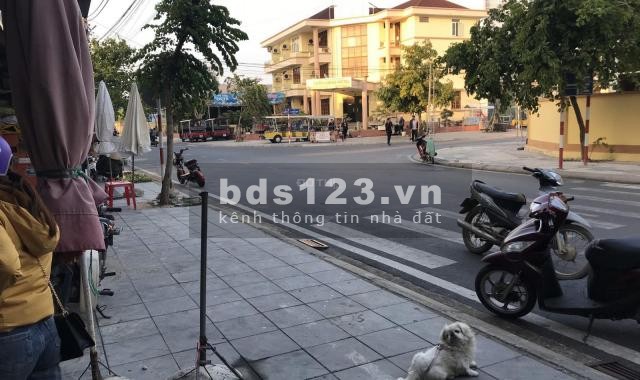 Bán đất rộng ngay trung tâm thị trấn Cô Tô. Hơn 600m thổ cư. Gần KS Tuấn Vũ lớn nhất Cô tô hiện tại