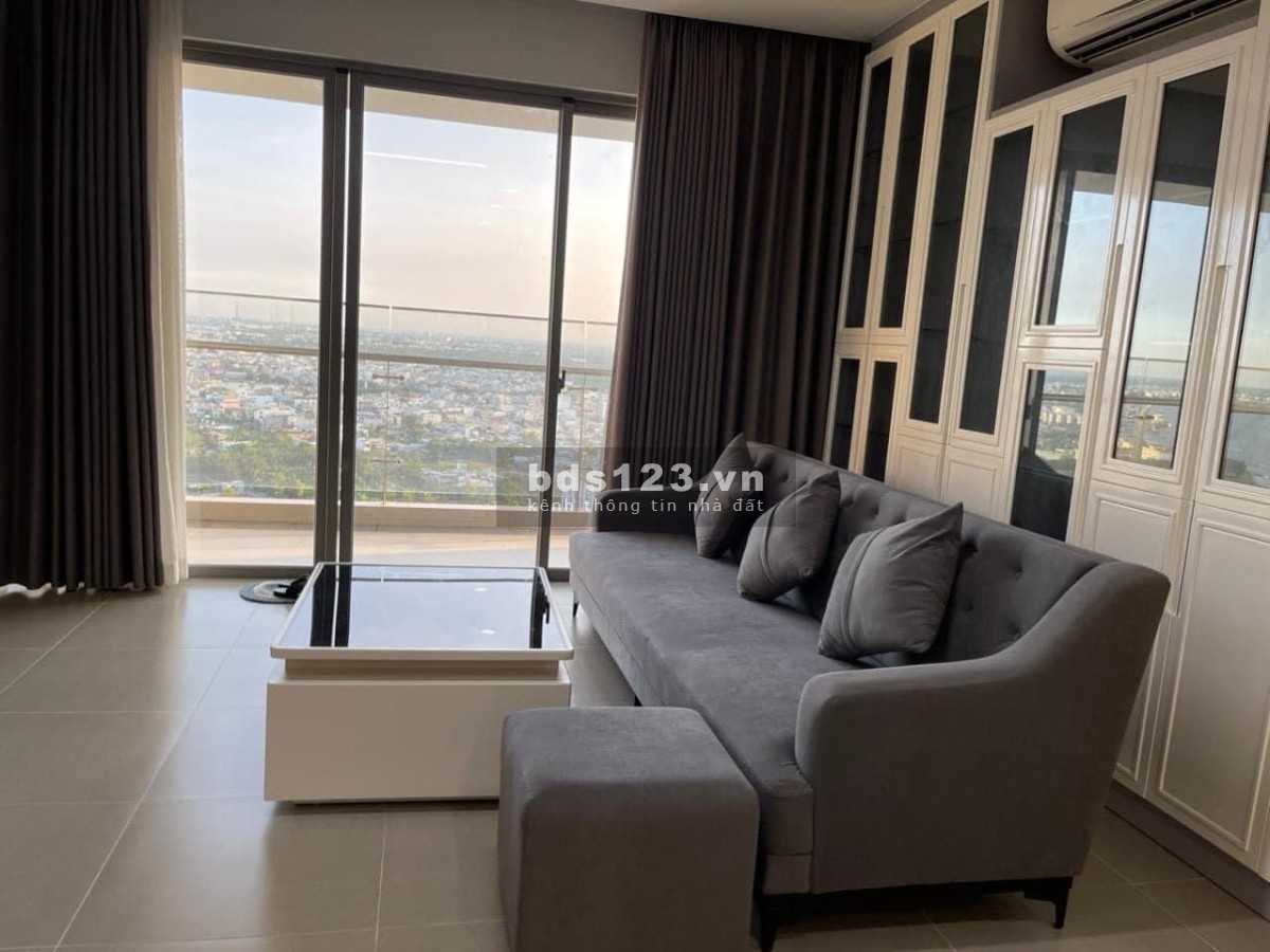 Bán căn hộ 53m2 mặt tiền Phan Huy ích
