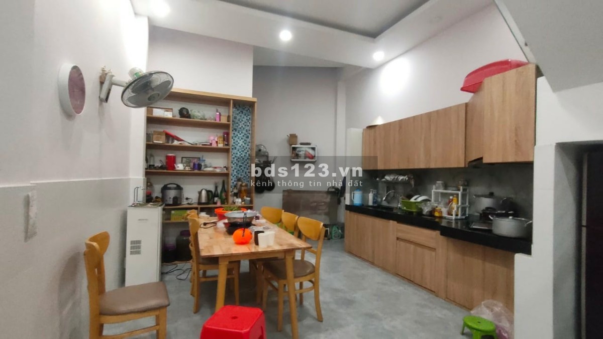 (Thủ Đức) nhà đẹp hxh Lê Văn Chí, Linh Trung 54m2 3 tầng 4.68 tỷ.