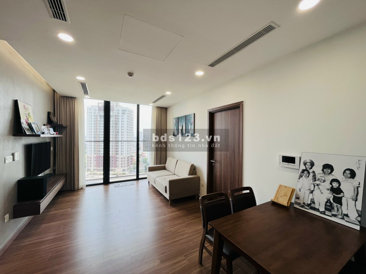 Cho thuê căn hộ chung cư Eco Green Q7 Sài Gòn full nội thất