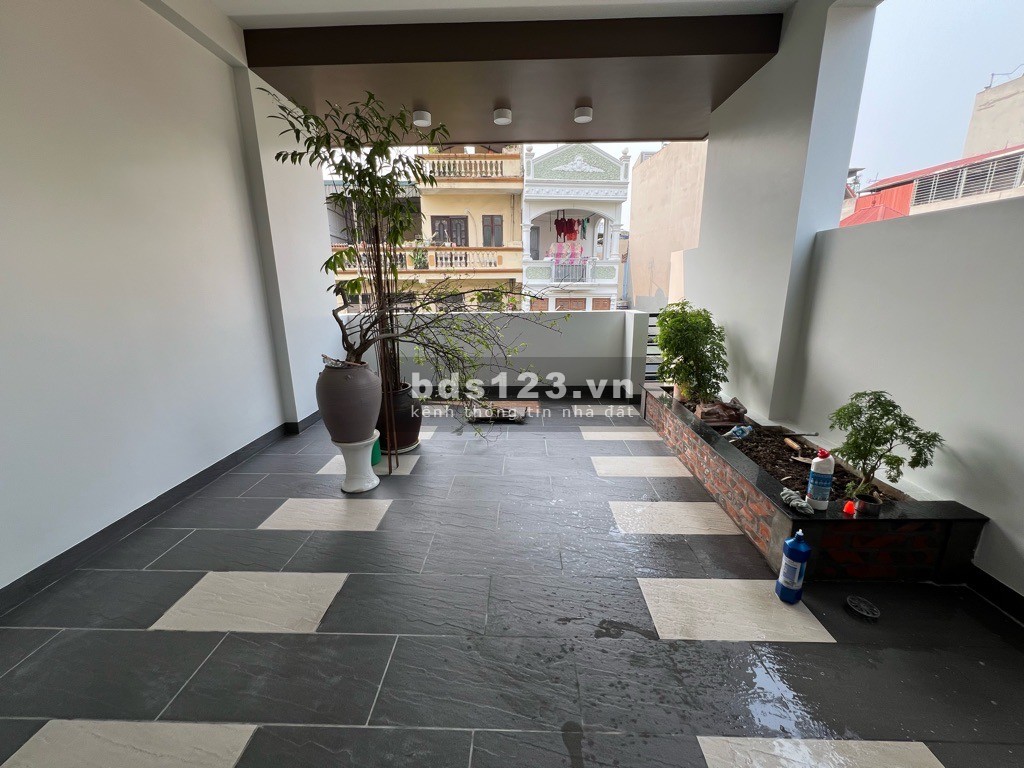 Nhà mới đẹp, ba gác vào nhà, ra ngõ Xã Đàn, Phạm Ngọc Thạch