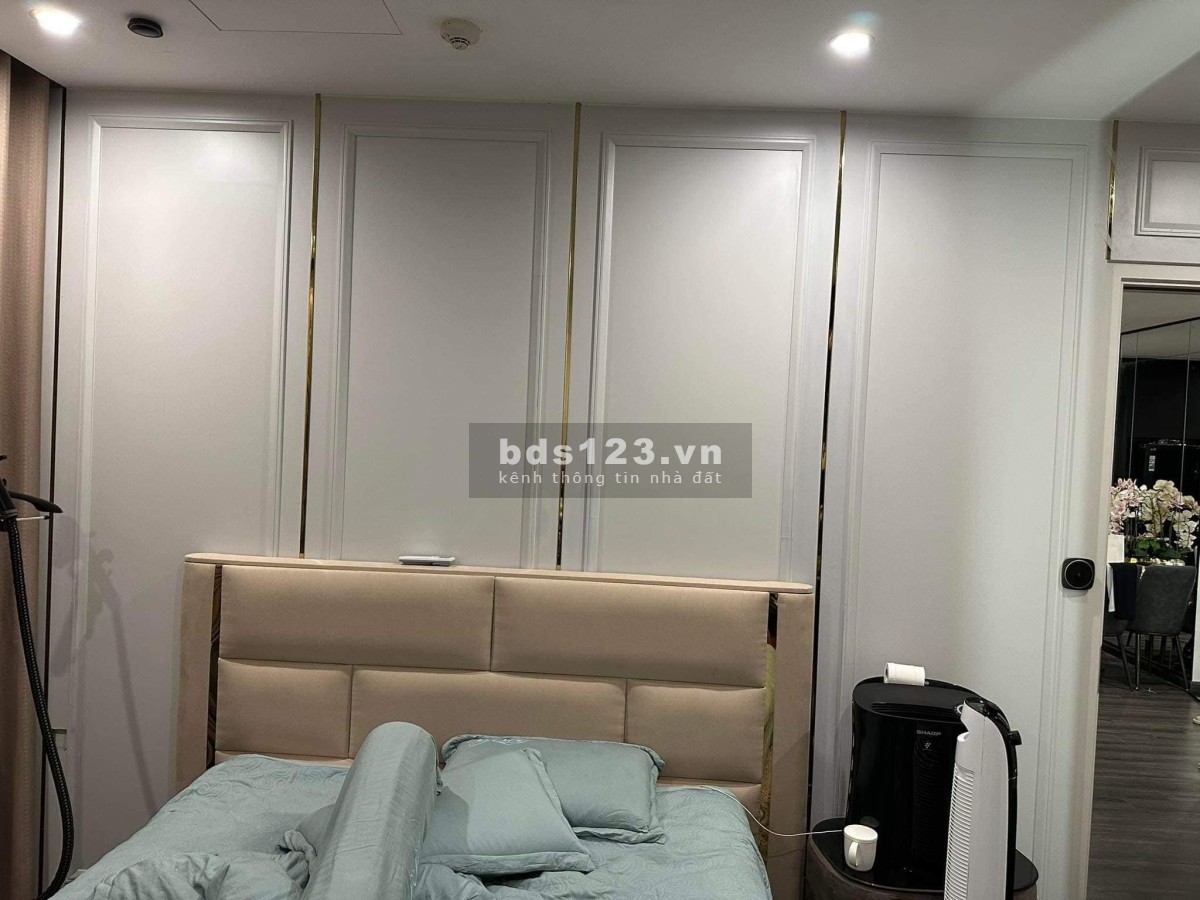 Chính chủ gửi bán nhanh căn 2N 2VS full nội thất giá 3.4 tỷ tại Zanpark 0965 479 380