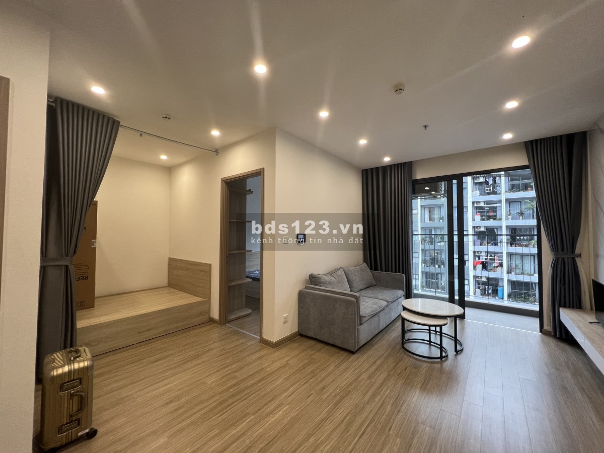 Bán nhanh 1PN+1 43m full đồ SA2 hướng Đông Bắc 2.430 tỷ Vinhomes Smart City