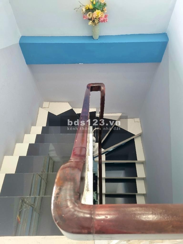 Bán nhà - HXH - Đường Huỳnh Văn Bánh - Quận Phú Nhuận - Giá chỉ 10 tỷ