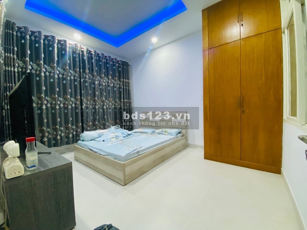 Bán nhà 1 trục HXH 5m - Khu vip Thích Quảng Đức - Phú Nhuận. Chỉ 12.9 tỷ