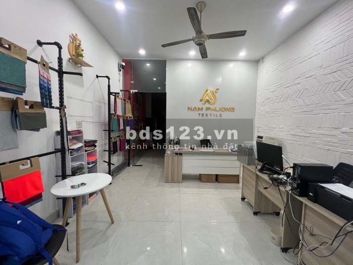 Bán nhà -Thích Quảng Đức - Phú Nhuận - HXH - 76M2 - 4 tầng - Nội thất đẹp - 12tỷ2.