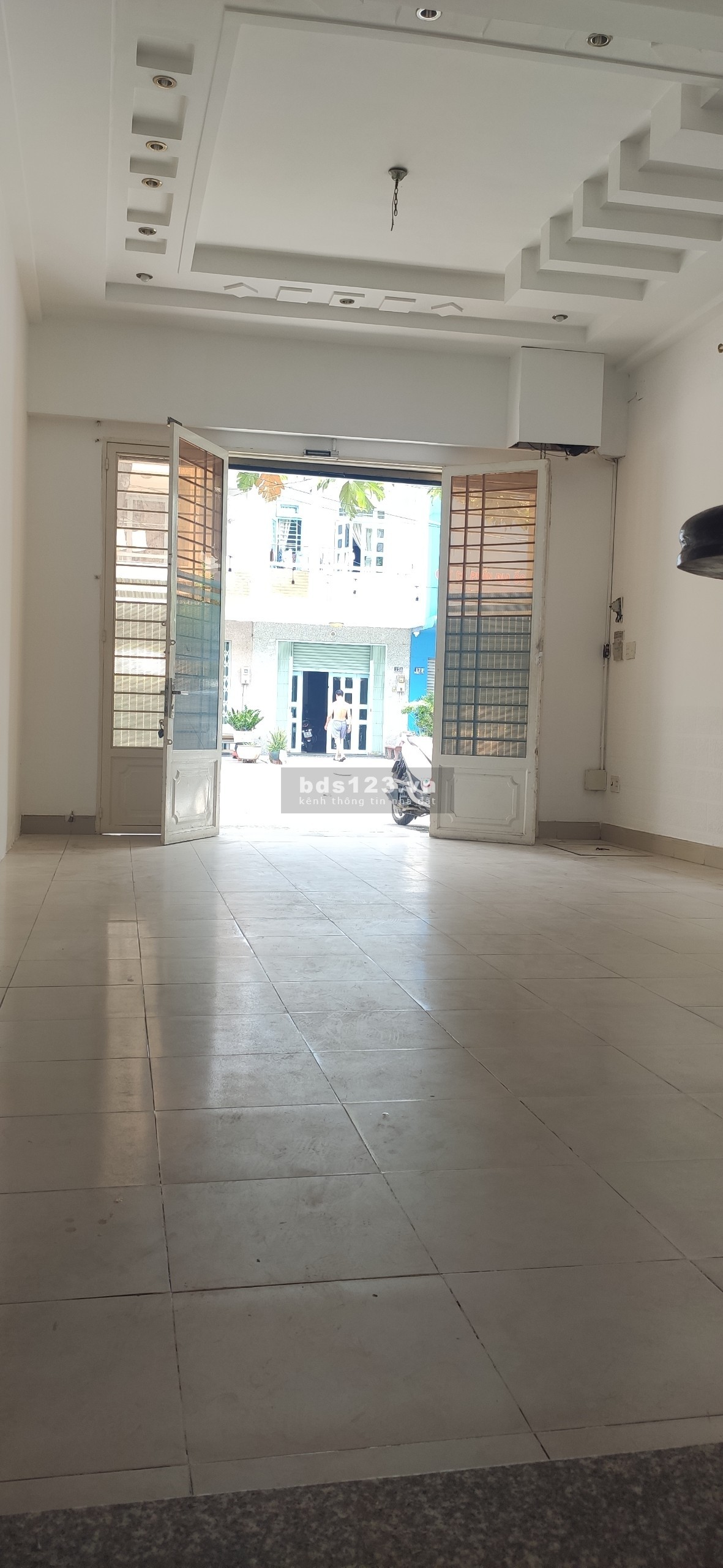 Chính chủ bán gấp nhà mặt tiền Nguyễn Sỹ Sách, P15 Q. Tân Bình - Giá cả thương lượng